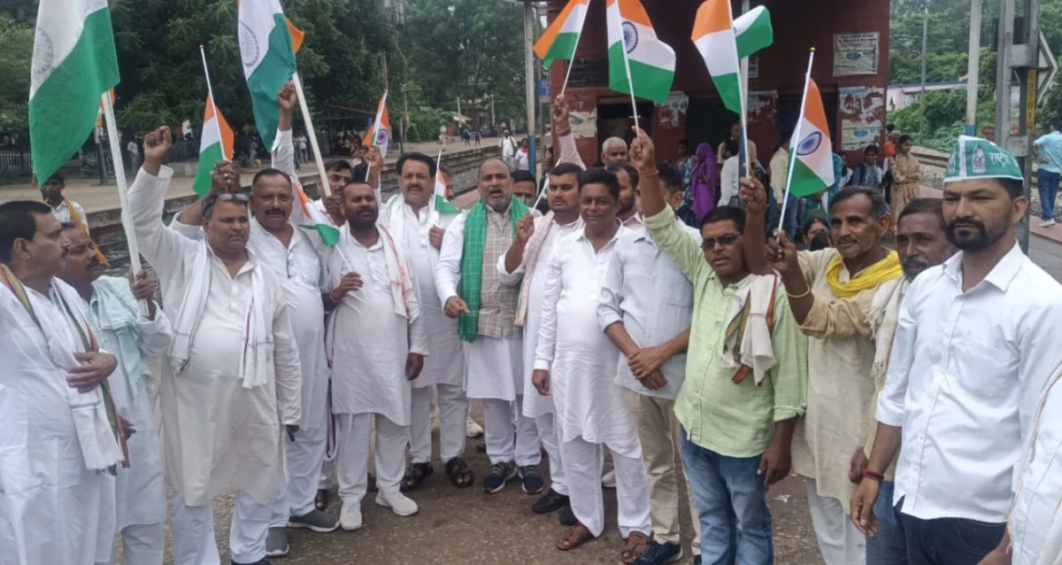 500 RJD WORKERS LEFT FOR PATNA