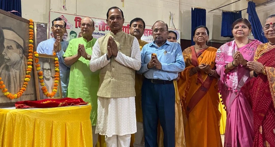 BABU MAHESH NARAYAN WAS THE FIRST POET OF MUKTA-CHHAND AND THE PIONEER OF THE BIHAR MOVEMENT:Dr. SULABH
