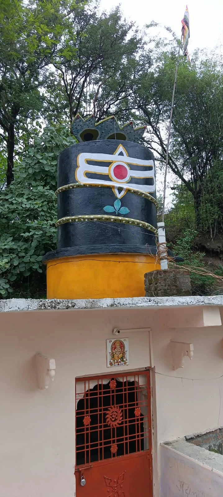 गुना के धार्मिक स्थल गुप्त गंगा में अब तक नहीं पहुंची बिजली, कांवड़ यात्रा से पहले सुरक्षा व्यवस्था पर सवाल