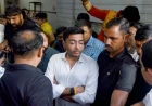 अभिषेक बनर्जी की बढ़ीं मुश्किलें, बिलबोर्ड विवाद में पुलिस ने भेजा नोटिस; अब तक 14 गिरफ्तार