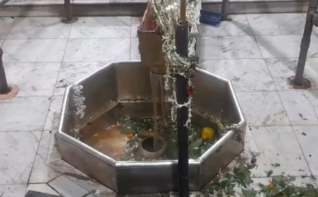 गरीबनाथ मंदिर में उमड़ा आस्था का सैलाब, पूरा नगरी गूंज रहा हर-हर महादेव : आज है दुर्लभ संयोग