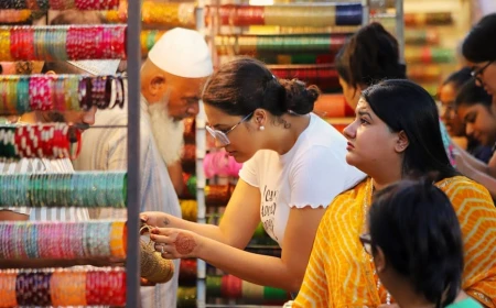 सावन की हरियाली बाजार में उतरी, हरियाली तीज को लेकर दिल्ली के बाजारों में बढ़ी रौनक