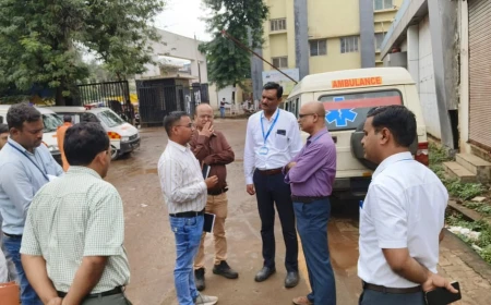 गुना में स्वास्थ्य सेवाओं का डिजिटल विस्तार, आयुक्त ने पेपरलेस ओपीडी और अस्पताल व्यवस्थाओं का किया निरीक्षण