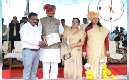 सागर में स्वतंत्रता दिवस पर देहदानी परिवार सम्मानित, तीसरे देहदान पर परिजनों को मिला प्रशस्ति पत्र