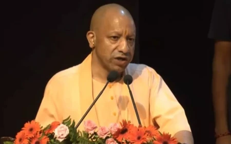 यूपी में ई-पॉस से होगी कोटेदारों के फीडबैक की निगरानी, सीएम योगी बोले- पहले ‘कोटेदार’ शब्द से ही चिढ़ते थे लोग