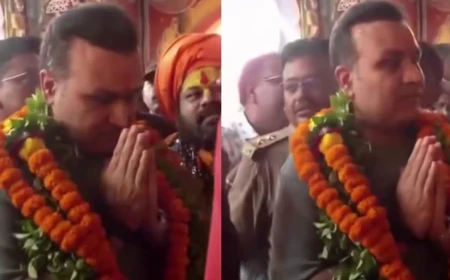 अयोध्या पहुंचे पूर्व क्रिकेटर वीरेंद्र सहवाग, रामलला और हनुमानगढ़ी में किए दर्शन; साधु-संतों का लिया आशीर्वाद
