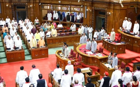 यूपी विधानसभा मानसून सत्र शुरू: सपा विधायक आलम बदी को श्रद्धांजलि, सदन की कार्यवाही कल सुबह तक स्थगित
