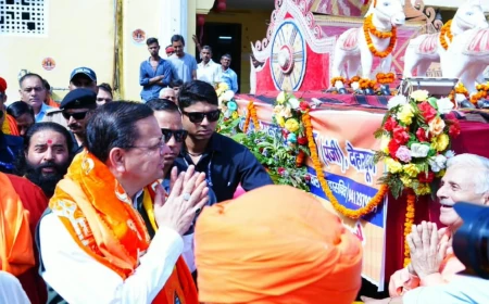 देहरादून में निकली टपकेश्वर महादेव की भव्य शोभायात्रा, सीएम धामी भी हुए शामिल; श्रद्धालुओं में उत्साह