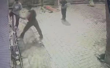 बरसाना में 7 वर्षीय मासूम के साथ बर्बरता, पड़ोसी पर मारपीट का आरोप, वीडियो वायरल होने के बाद पुलिस जांच में जुटी