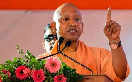 यूपी में चीनी की पर्याप्त उपलब्धता, सीएम योगी ने दिए गोदामों के सत्यापन के आदेश; जमाखोरी पर सख्ती