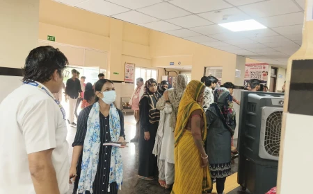 जिला अस्पताल का औचक निरीक्षण, व्यवस्थाओं में सुधार के दिए निर्देश