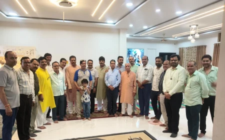 औदीच्य ब्राह्मण समाज की बैठक संपन्न, सहभोज के साथ सामाजिक एकता एवं विकास पर विमर्श