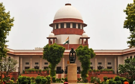 नीट-यूजी 2026: ओएमआर शीट विवाद पर छह अभ्यर्थी पहुंचे सुप्रीम कोर्ट, काउंसिलिंग से पहले सुनवाई की मांग