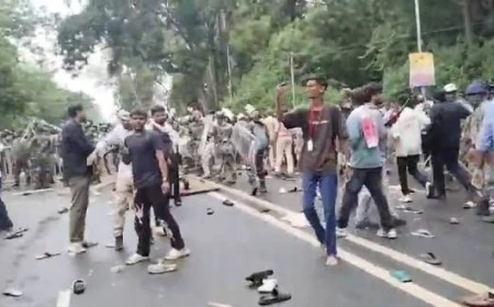 झारखंड में छात्र आंदोलन उग्र, विधानसभा गेट नंबर एक पर पहुंचा प्रदर्शन; पुलिस से झड़प के बाद लाठीचार्ज