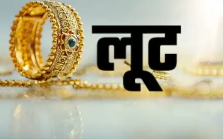 MISCREANTS SNATCHED BAG OF JEWELRY