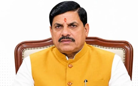 सीएम हेल्पलाइन की 500 दिन पुरानी शिकायतों पर सख्ती, एक दिन में करीब 500 शिकायतों का निराकरण