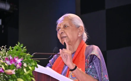 राज्यपाल आनंदीबेन पटेल ने गोरखपुर विश्वविद्यालय में उठाए सवाल, हॉस्टलों की व्यवस्था सुधारने के दिए सख्त निर्देश