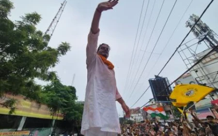 बांकीपुर से प्रशांत किशोर की ऐतिहासिक जीत, भाजपा प्रत्याशी नीरज कुमार को 19,324 वोटों से हराया