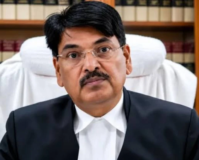 BCI चेयरमैन मनन कुमार मिश्रा के कार्यकाल पर सवाल, सुप्रीम कोर्ट में याचिका; नए चुनाव की मांग