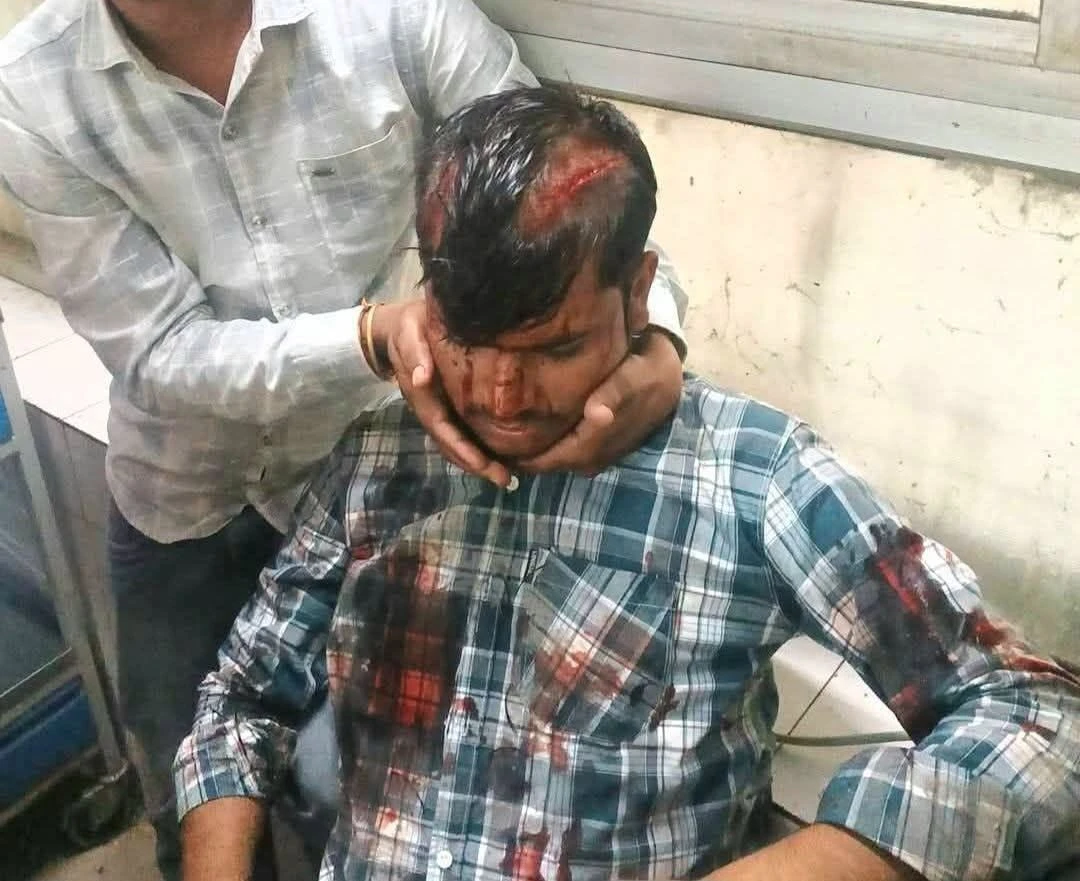 पत्रकार सत्यम मिश्र पर हमले की निंदा, दोषियों की तत्काल गिरफ्तारी की मांग
