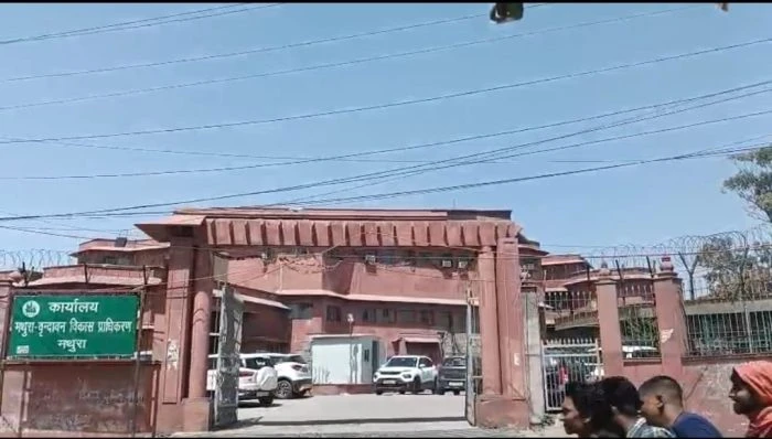 मथुरा में अवैध कॉलोनियों और अनधिकृत निर्माण का बढ़ता जाल, कार्रवाई के बावजूद प्रशासनिक निगरानी और जवाबदेही पर बड़े सवाल