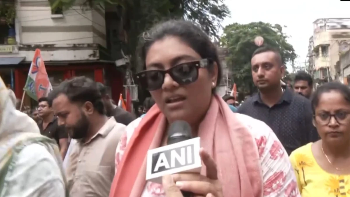 कोलकाता: नेताओं पर हमले के विरोध में टीएमसी का प्रदर्शन, भाजपा पर पार्टी कार्यालय कब्जाने का आरोप