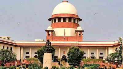 सुप्रीम कोर्ट का सख्त रुख: डॉक्टरों पर हमले के मामले में शिवसेना पार्षद रमेश म्हात्रे की जमानत रद्द, तीन दिन में सरेंडर का आदेश