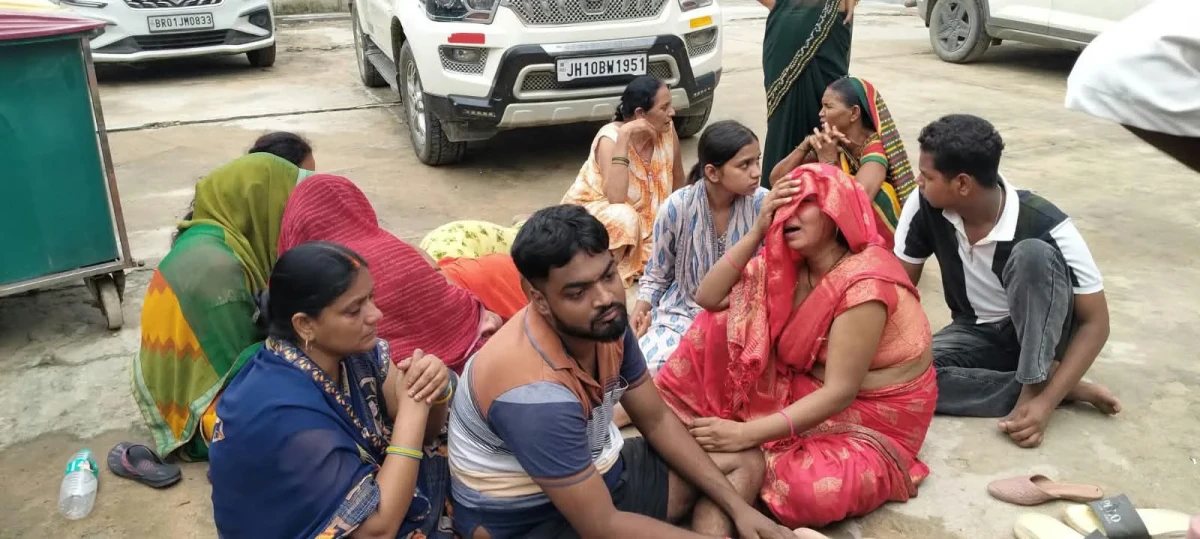 TWO DIED OF ELECTROCUTION
