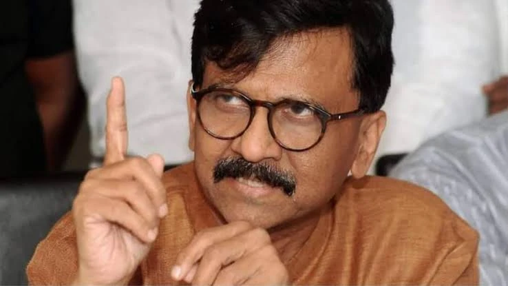 दिशा सालियन केस: 500 करोड़ के मानहानि नोटिस पर संजय राउत का पलटवार, सतीश सालियन के ‘मातोश्री’ पहुंचने पर उठाए सवाल