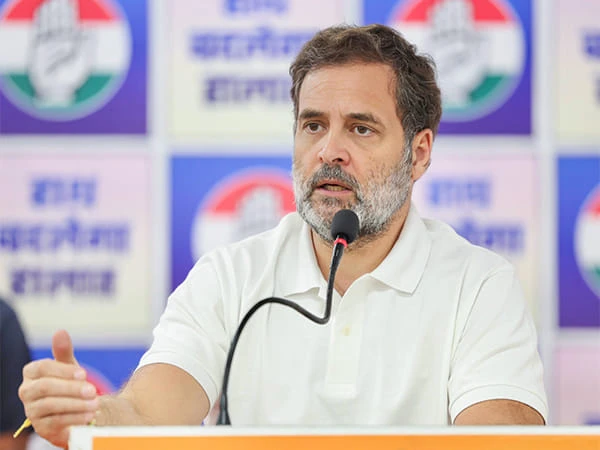 महाराष्ट्र में वोटर लिस्ट पर घमासान: राहुल गांधी का चुनाव आयोग पर हमला, बोले- ‘यह चुनाव आयोग नहीं, वोट चोरी आयोग’
