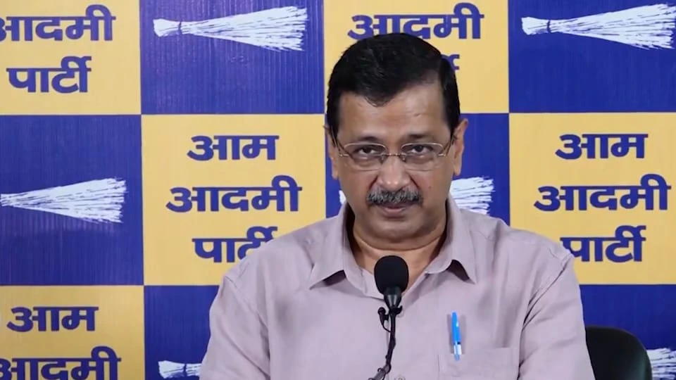 पीएम मोदी डिग्री मामला: गुजरात हाईकोर्ट ने अरविंद केजरीवाल की अपील खारिज की, 25 हजार रुपये का जुर्माना बरकरार