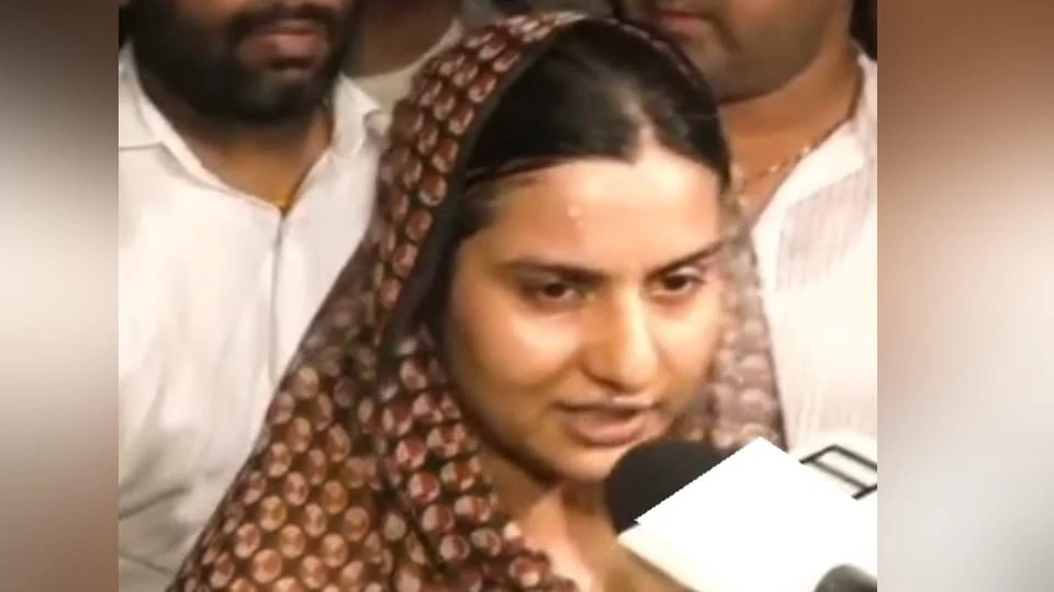 यूपी की सियासत पर इकरा हसन का बड़ा दावा: भाजपा के सामने सपा ही चुनौती, कांग्रेस पर भी साधा निशाना
