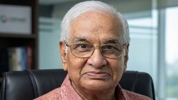 महाराष्ट्र यूसीसी समिति में विवाद? पूर्व जस्टिस आरसी चव्हाण ने दिया इस्तीफा, प्रश्नावली और बैठक में गैर-सदस्य की मौजूदगी पर उठाए सवाल