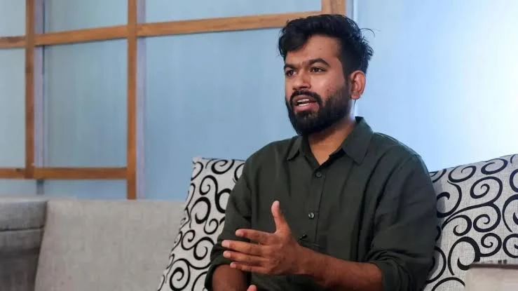 महाराष्ट्र लोक सेवा आयोग पर दीपके के सवाल, अध्यक्ष के इस्तीफे और सुधार की मांग