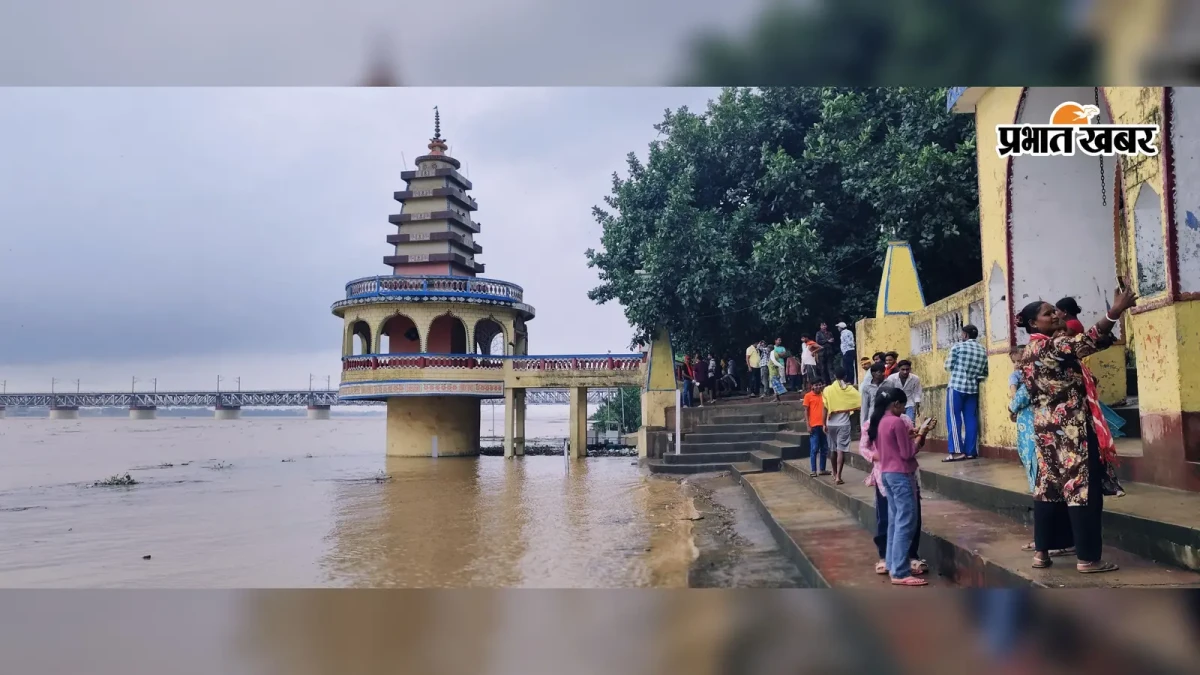 SONE RIVER 68 CM ABOVE DANGER MARK AT KOELWAR