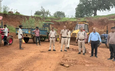 बमोरी में अवैध मुरम उत्खनन पर बड़ी कार्रवाई, 6 ट्रैक्टर-ट्रॉली और 1 जेसीबी जब्त
