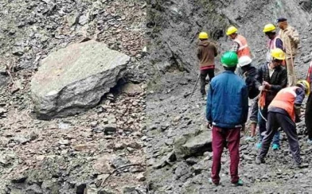 रुद्रप्रयाग: चीरबासा में मलबा-पत्थर आने से केदारनाथ पैदल मार्ग बंद, सोनप्रयाग-गौरीकुंड में रोके गए यात्री