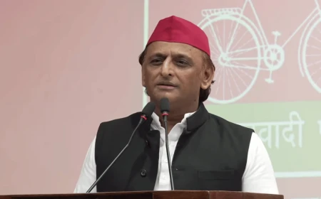 यूपी: राम मंदिर के पूर्णकालिक सीईओ की नियुक्ति पर अखिलेश का तंज, बोले- नई चीजों से पुरानी बातें नहीं भूलेंगे