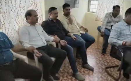 भोपाल: कार्यपालन यंत्री के कार्यालय में ठेकेदार से रिश्वत लेते सब इंजीनियर गिरफ्तार, लोकायुक्त की कार्रवाई