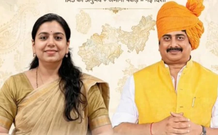 यूपी: 'आईएएस का अनुभव+जमीनी पकड़=नई दिशा', राजा भैया और दिव्या मित्तल की तस्वीर से बढ़ी सियासी चर्चा