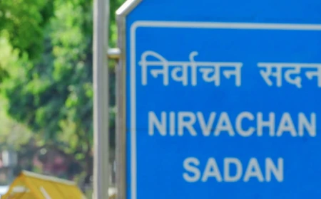 वोटर फॉर्म में नए घोषणा पत्र को लेकर विवाद: ईसी ने बताया- 18-28 आयु वर्ग के 3.27 करोड़ नए मतदाता जुड़े