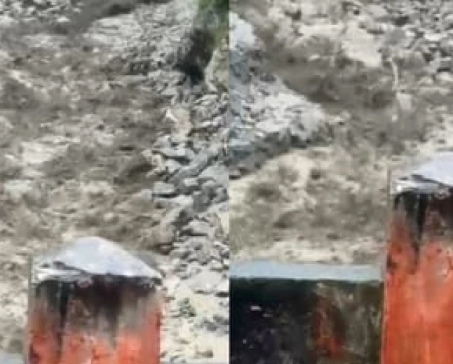 उत्तरकाशी में भारी मलबे से प्रशासन अलर्ट, पापड़गाड़ में नदी के जलस्तर पर निगरानी; मसूरी-देहरादून मार्ग भी बाधित