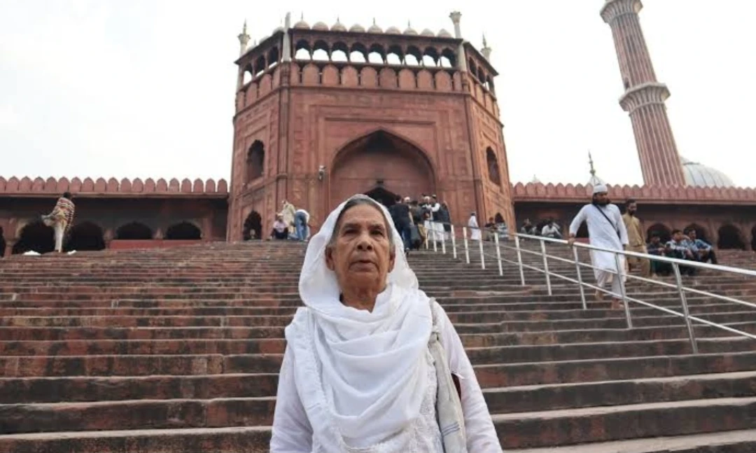 मुगल बादशाह के वंश से जुड़ी सुल्ताना बेगम की जिंदगी, हावड़ा में साधारण घर में रह रही हैं