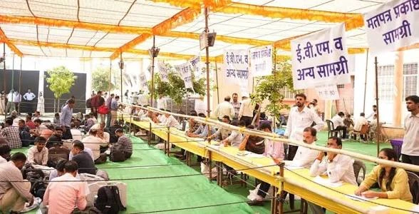 हजारीबाग में सीआईएसएफ की बड़ी कार्रवाई, 156 टन अवैध कोयला और दो वे-ब्रिज जब्त
