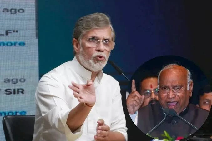 पीएम मोदी के पिता पर टिप्पणी विवाद: पवन खेड़ा ने भाजपा पर लगाया खरगे के अपमान का आरोप