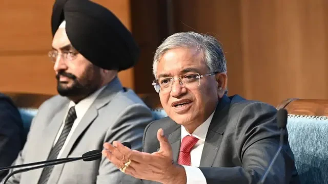 केरल विधानसभा में ज्ञानेश कुमार को हटाने का प्रस्ताव पारित, सतीशन ने बताया ऐतिहासिक; भाजपा ने जताया विरोध