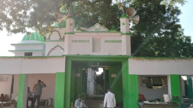 URS MELA AT MAKHDUM BABA DARGAH