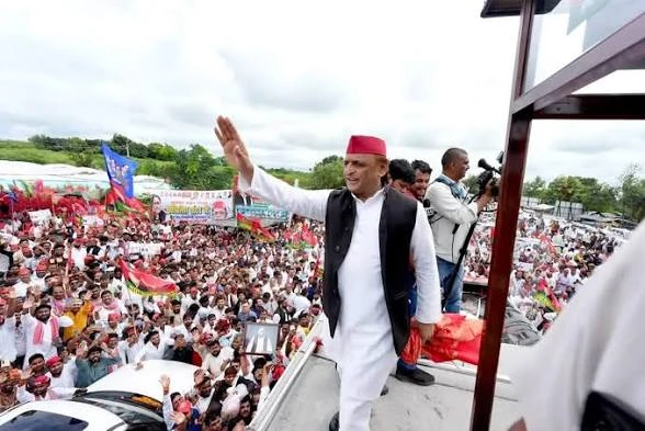 यूपी: तीन नहीं 403 पर फोकस, अखिलेश के बयान से सपा के तीसरे राज्यसभा उम्मीदवार पर विराम के संकेत