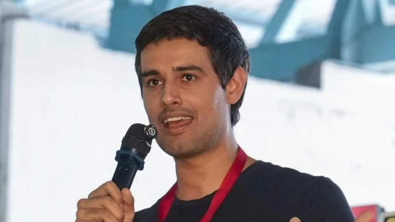 ध्रुव राठी को देर रात मिली रिहाई, फिर क्यों हो सकते हैं गिरफ्तार? सात हजार से अधिक लोगों को हिरासत में लेने का दावा