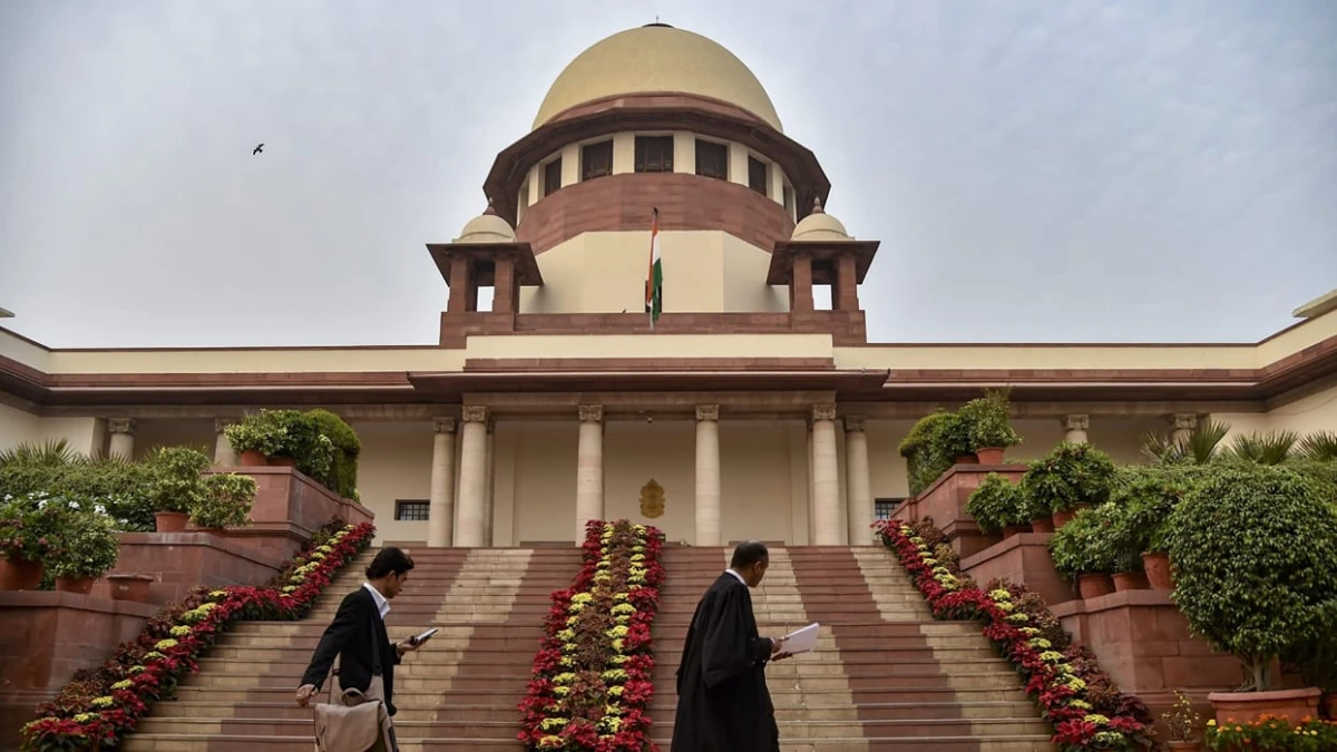 पूरी दिल्ली से बैरिकेड्स हटाने की मांग पर सुप्रीम कोर्ट में सुनवाई, इंटरनेट बहाली पर मांगा जवाब
